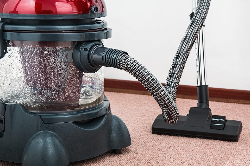 carpet-cleaning-machine